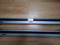 THULE - KROVNI POPREČNI NOSAČI / Korišteni za RENAULT GRAND SCENIC