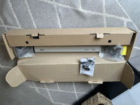 Originalni BMW G30 82712360951 nosači za thule, neraspakirani