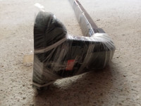 Prodajem krovne nosače za ford c max 2004-2011