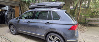 Thule Motion 3 XL low Titan glossy Novo 737 eura