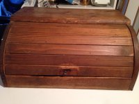 Drvena kutija za kruh stara