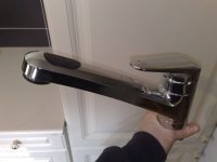 KUHINJSKE SLAVINA SA DUŠEM  PIPA ARMATURA ZA KUHINJU