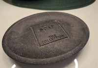 CRNI DRŽAČ SAPUNA  - NOVO