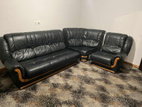 Kutna garnitura 280x180 eko koža, kao nova