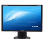 22inčni LCD zaslon Samsung SyncMaster 2243BW+kabli