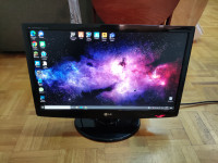 LG flatron W2243S monitor 2 komada
