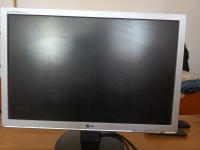 Monitor LG  W2242T-SNIŽENO