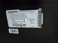 GRUNDIG 37 VLC 9142C