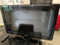 LCD TV PHILIPS