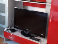 LG LCD Televizor od 37 incha ( 100 cm) ISPRAVAN