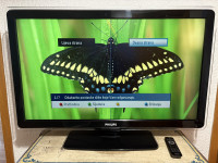Philips LCD TV 42" – model 42PFL7403D/10