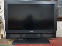 Roadstar LCD TV