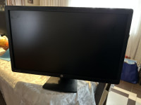 HP EliteDisplay E231 (23") 1920 × 1080