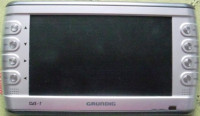 GRUNDIG TV DAVIO 7LW 18-5701 IDTV, 7" (17,5 cm), adapter 12V, Li Ion b