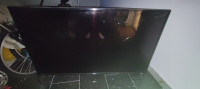 LG 55'' (139 cm) 4K HDR Smart UHD TV Oštećen ekran