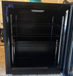 Klarstein zamrzivač sa staklenim vratima