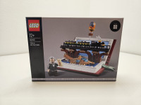 LEGO 40690 Tribute to Jules Verne's Books