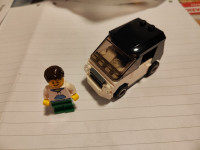 LEGO City 3177, automobil sa figurom vozača, Mini Smart Small car