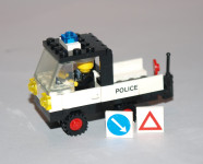 Lego Classic Town set 6632 Tactical Patrol Truck