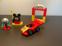 Lego duplo Mickeyev trkaći auto 10843