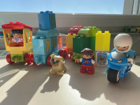 Lego DUPLO Vlakić sa brojevima i policajcem na motoru