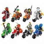 Lego Ninjago set od 8 figurica s motorima