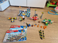 LEGO SET 10764-1 - City Central Airport
