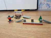 LEGO SET 3535-1 - Skateboard Street Park