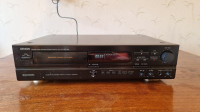 DENON Precisionaudio component/stereo cassette tape deck DRS610