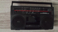 Radiokasetofon TOSHIBA Mod:RT-70S,AM-FM Stereo