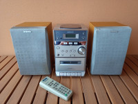 Sony CMT-EP313 radio, zvučnici, daljinski, bluetooth, 40-50 €, dogovor