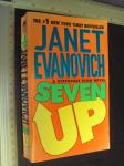 SEVEN UP - Janet Evanovich