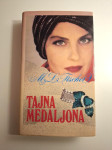 Tajna medaljona - Marie Louise Fischer