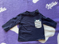 Plava majica dugih rukava džep 68