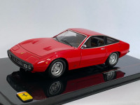 FERRARI 365 GTC 4  1:43