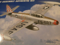 Maketa "F-84 Thunderjet", Hobby Boss, 1:72