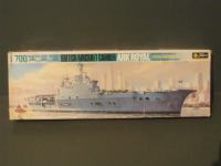 Dodatno sniženo: nosač  "Ark Royal", 1:700 Fujimi