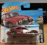 Metalni autić Hot Wheels 26 Jaguar automobil