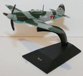Metalni gotovi model maketa avion Jak-9 Yak-9 Diecast