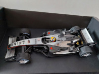 Minichamps McLaren MP4-20 JP Montoya 1:18