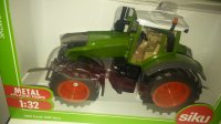 Model traktora Fendt 1050 Vario 1/32 SIKU
