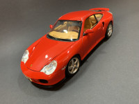 Porsche 911 Turbo iz 2000. godine, Welly 1:18 autic model