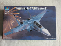 Trumpeter 1/72 Russian Su-27UB Flanker C
