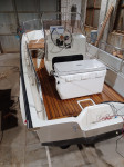 Boston Whaler 17 montauk