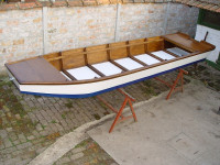 Čamac od vodootpornog špera