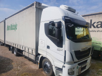 Iveco Stralis tandem