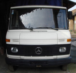 Mercedes 608 D 