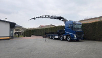 Volvo FH 460 8x2 / Flatbed Truck / HIAB 1055 E8 + JIB X150-6 Crane