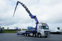 Volvo FH / 520 / 8 X 2 / kamion s ravnom platformom + kran