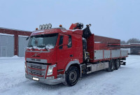 Volvo FM 380 Kamion s ravnom platformom+Kran/VLT052